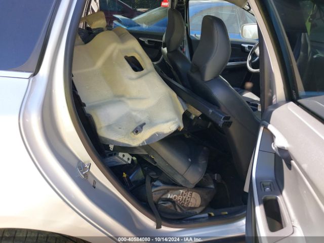 YV4612RK4F2734223 Volvo Xc60 T5/t5 Premier