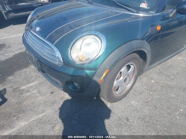 2008 MINI COOPER WMWMF33558TU68855 Photo 5
