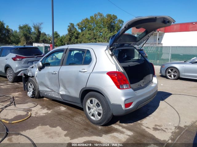 3GNCJKSB3KL139170 Chevrolet TRAX LS