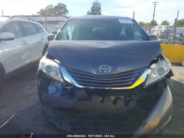5TDKZ3DC9HS778441 Toyota Sienna Le 8 Passenger