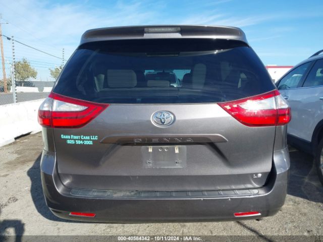 5TDKZ3DC9HS778441 Toyota Sienna Le 8 Passenger