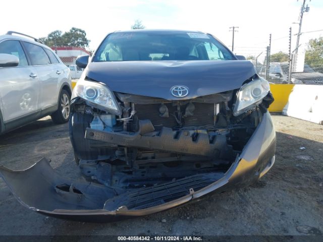 5TDKZ3DC9HS778441 Toyota Sienna Le 8 Passenger
