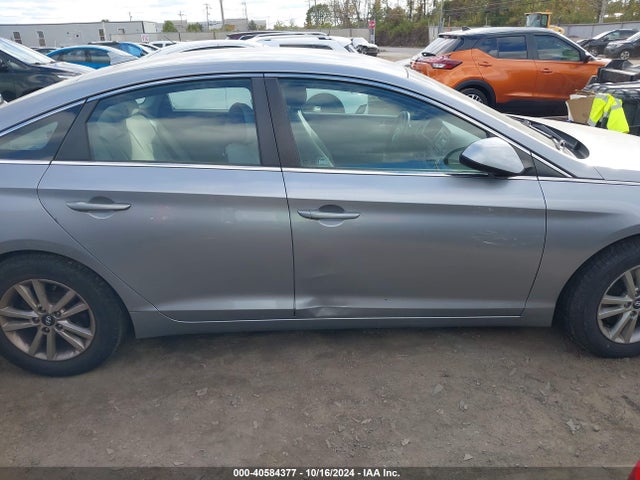 Hyundai SONATA SE 2015 5NPE24AF6FH247836 Image 13