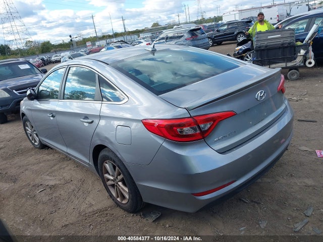 Hyundai SONATA SE 2015 5NPE24AF6FH247836 Image 3