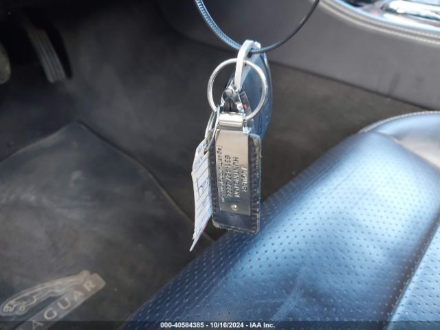 2011 JAGUAR XK SAJWA4GB7BLB40347 Photo 10