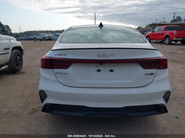 3KPF54AD9PE615619 KIA Forte Gt-line