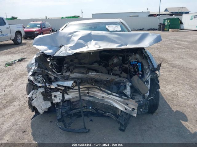 4T1B11HK0JU151783 Toyota CAMRY SE