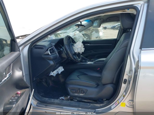 4T1B11HK0JU151783 Toyota CAMRY SE
