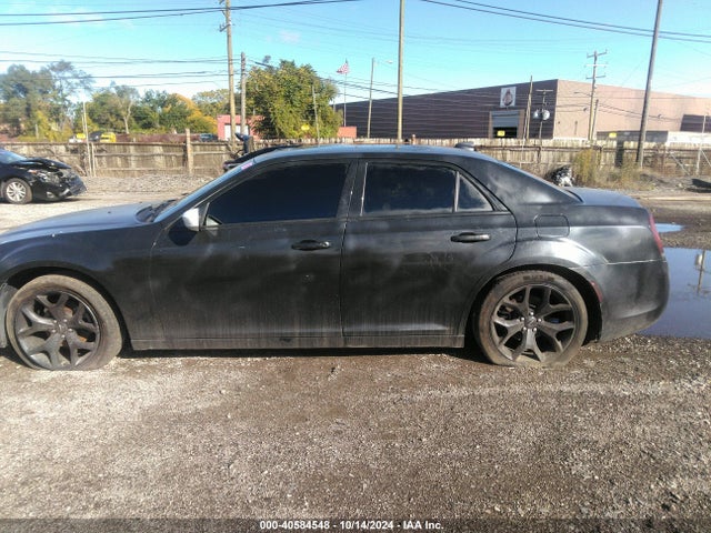 Chrysler 300 S 2022 2C3CCABG9NH146859 Image 14