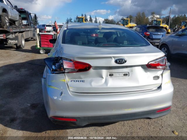 3KPFK4A77JE217805 KIA FORTE LX