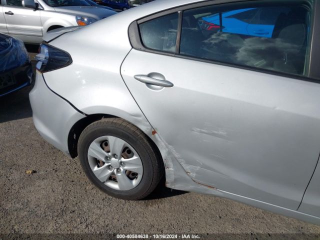 3KPFK4A77JE217805 KIA FORTE LX
