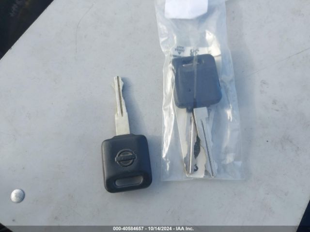 3N6CM0KN6KK702472 Nissan Nv200 S