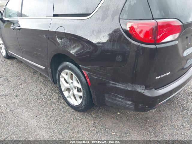 2C4RC1EG9HR551054 Chrysler Pacifica Touring-l Plus