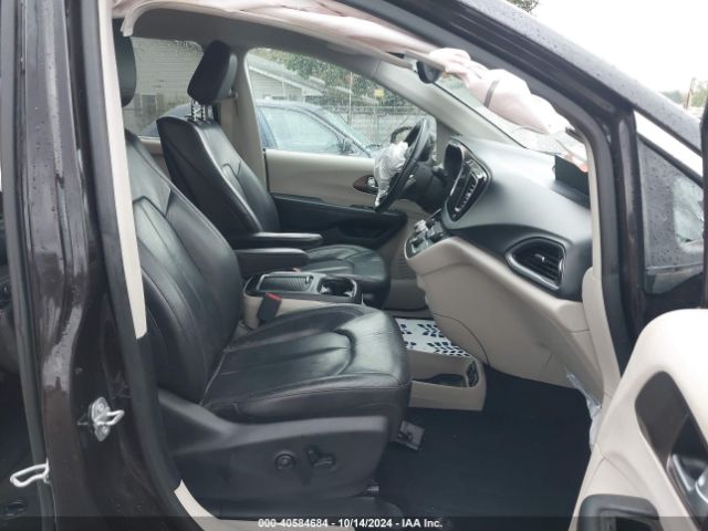 2C4RC1EG9HR551054 Chrysler Pacifica Touring-l Plus