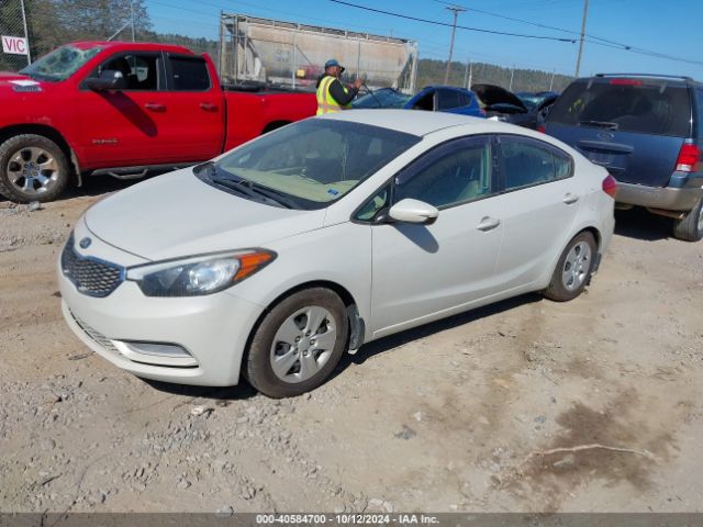 KIA FORTE LX 2015 KNAFK4A69F5420623 Image 2