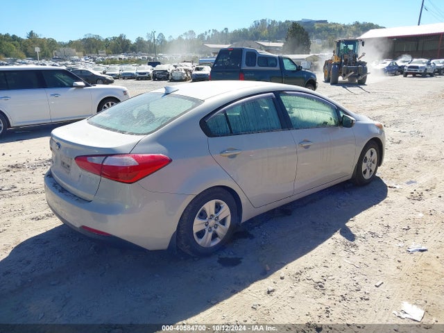KIA FORTE LX 2015 KNAFK4A69F5420623 Image 4