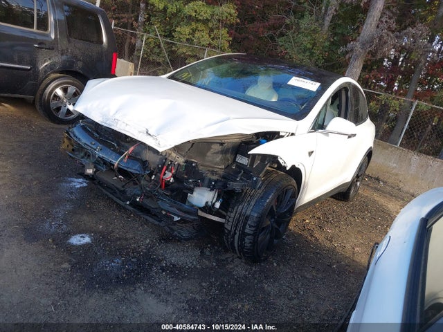 2016 TESLA MODEL X 5YJXCBE44GF013780 Photo 1