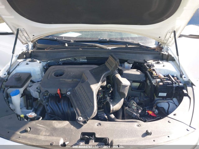 5XXGT4L31GG114472 KIA Optima Lx
