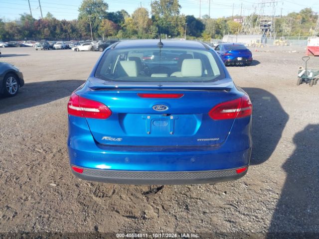1FADP3J21JL242378 Ford Focus Titanium