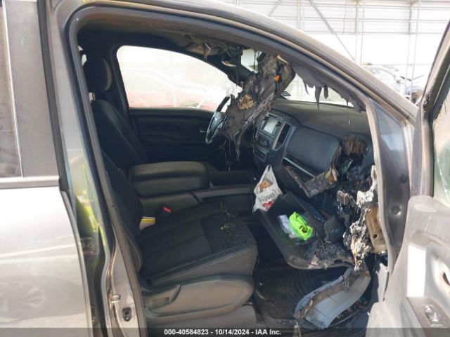 1N6AA1E69JN519280 Nissan TITAN SV