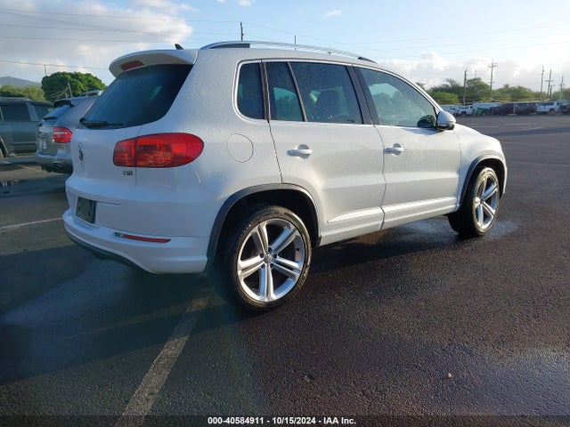 WVGAV7AX8GW611780 Volkswagen Tiguan R-line