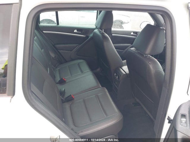 WVGAV7AX8GW611780 Volkswagen Tiguan R-line