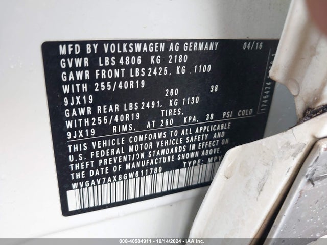 WVGAV7AX8GW611780 Volkswagen Tiguan R-line