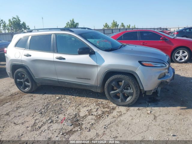 1C4PJLASXHW566110 Jeep Cherokee Altitude Fwd