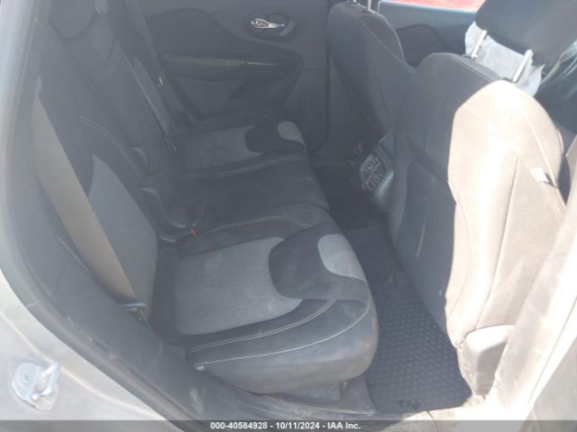 1C4PJLASXHW566110 Jeep Cherokee Altitude Fwd