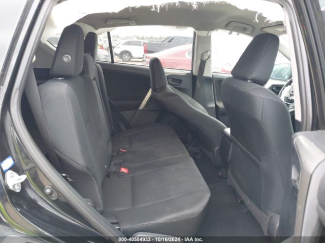 2T3ZFREV0EW083270 Toyota RAV4 LE