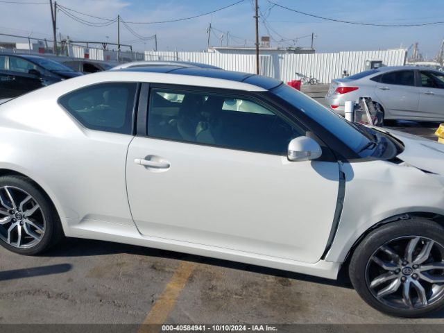 JTKJF5C72GJ020983 Scion TC