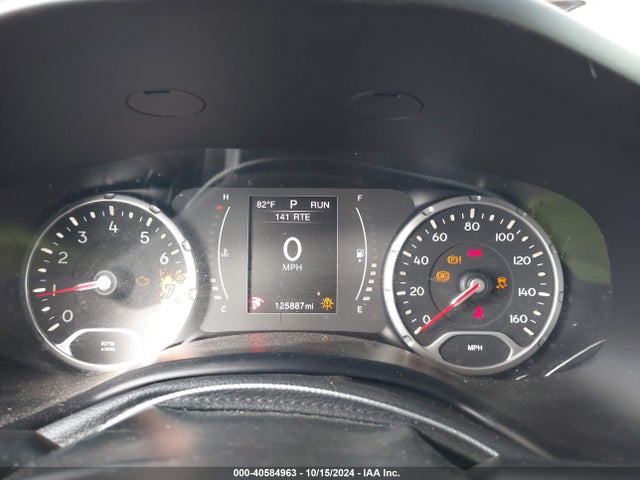 ZACCJABT0FPB53266 Jeep Renegade Latitude