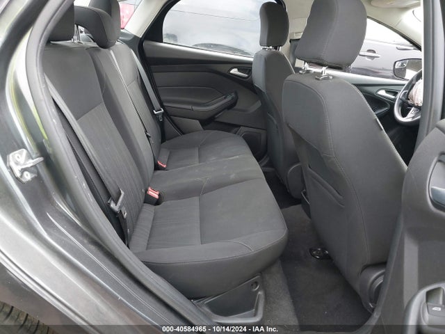 Ford FOCUS SE 2017 1FADP3F23HL304236 Image 8