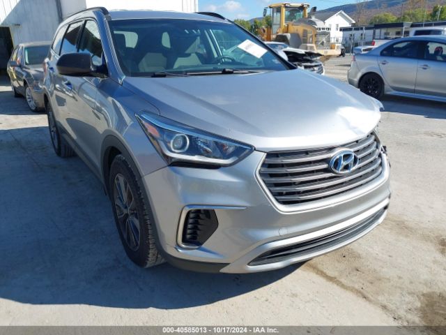 KM8SMDHF0HU252795 Hyundai Santa Fe Se
