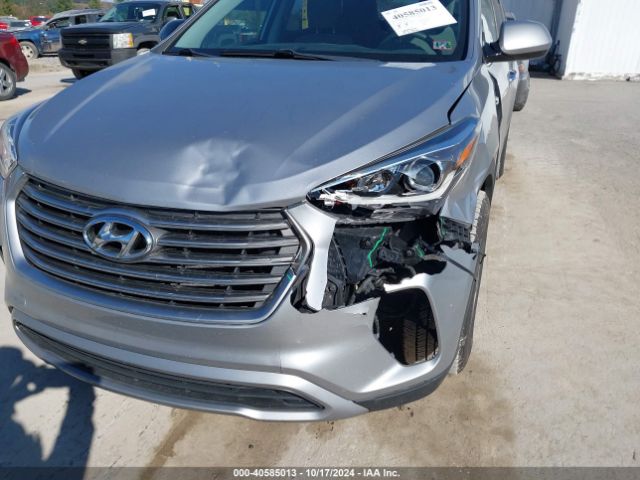 KM8SMDHF0HU252795 Hyundai Santa Fe Se