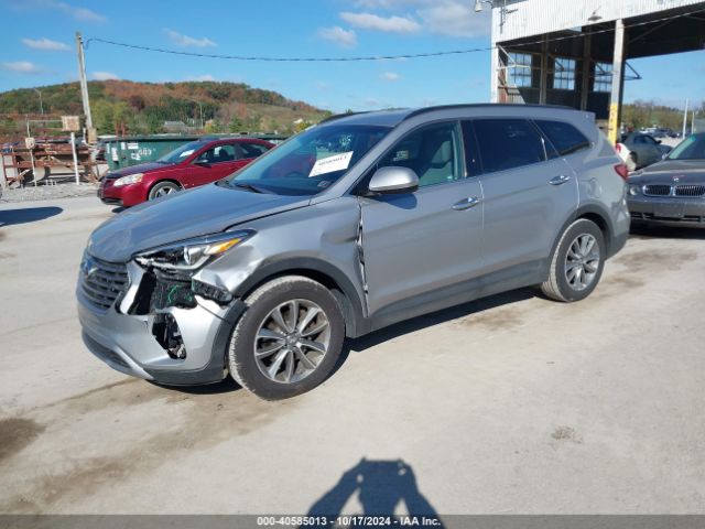 KM8SMDHF0HU252795 Hyundai Santa Fe Se