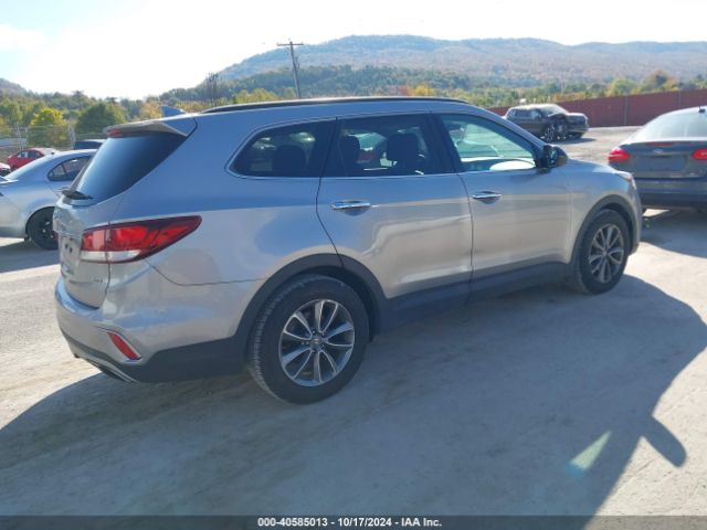 KM8SMDHF0HU252795 Hyundai Santa Fe Se