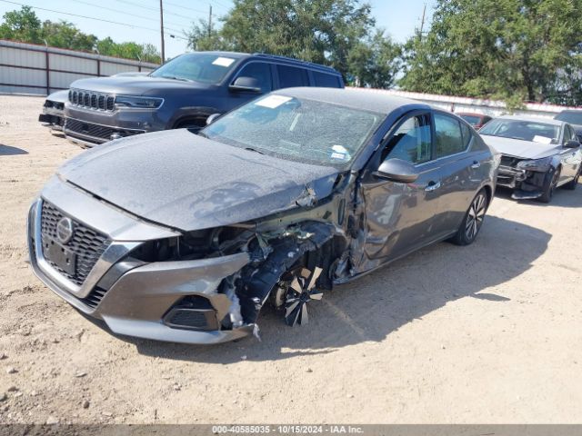 1N4BL4DV5NN318161 Nissan Altima Sv Fwd
