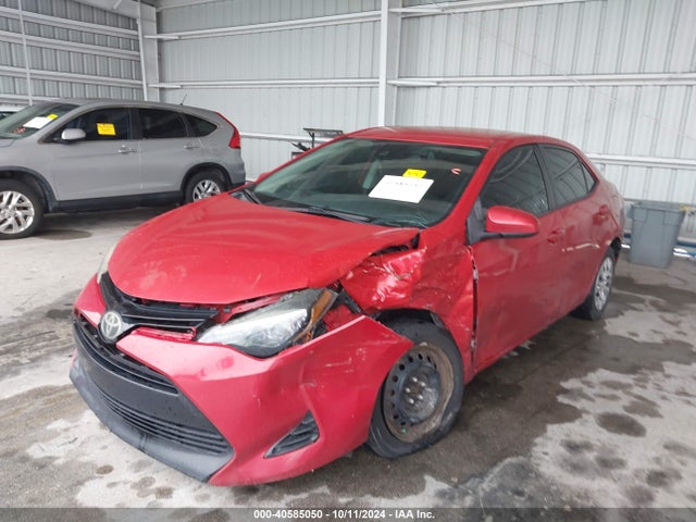Toyota COROLLA LE 2018 5YFBURHE5JP749031 Image 6