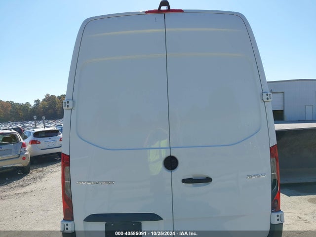 WD4PF1ED7KT015567 Mercedes-Benz Sprinter 2500 High Roof I4