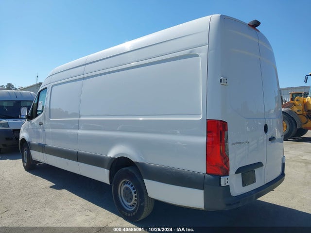 WD4PF1ED7KT015567 Mercedes-Benz Sprinter 2500 High Roof I4