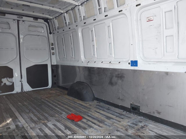 WD4PF1ED7KT015567 Mercedes-Benz Sprinter 2500 High Roof I4