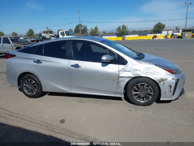 Toyota PRIUS XLE 2019 JTDKARFU6K3084900 Image 13