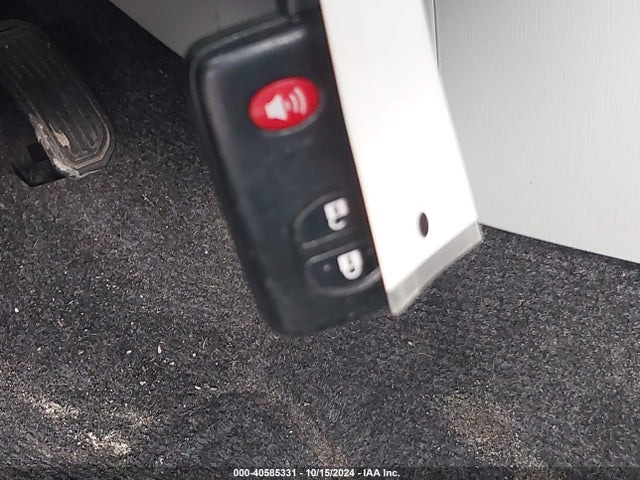 Toyota Prius 2015 JTDKN3DU9F0428991 Image 11