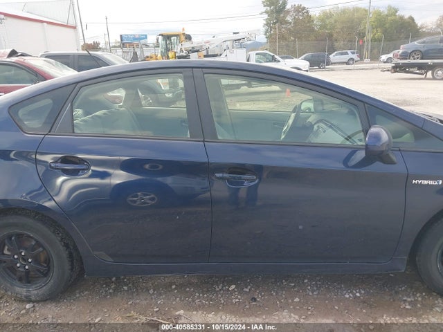 Toyota Prius 2015 JTDKN3DU9F0428991 Image 13