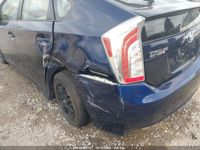 Toyota Prius 2015 JTDKN3DU9F0428991 Image 17