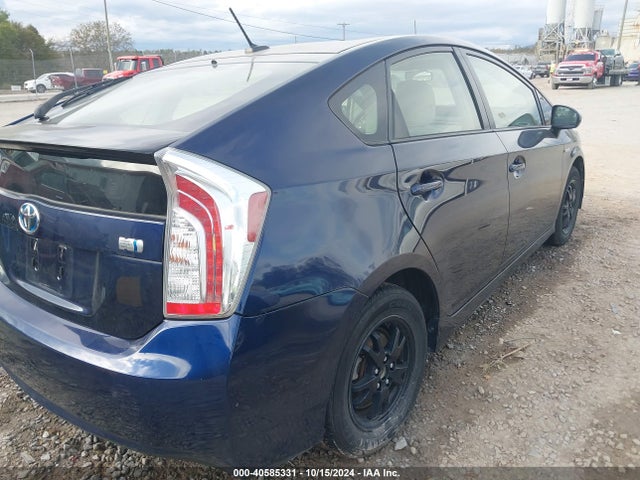 Toyota Prius 2015 JTDKN3DU9F0428991 Image 18