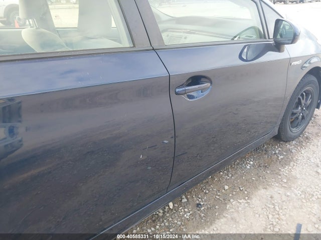 Toyota Prius 2015 JTDKN3DU9F0428991 Image 19