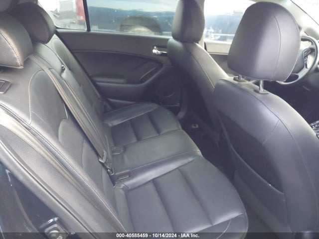 KNAFX5A8XH5721929 KIA FORTE EX