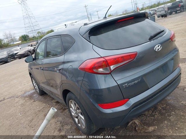 Hyundai TUCSON SE 2018 KM8J23A45JU645749 Image 3